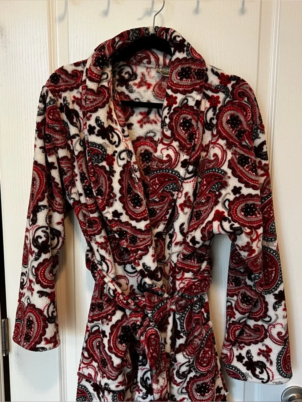 Laura Ashley Plush Paisley Robe Red White Fluffy Has Pockets S/M